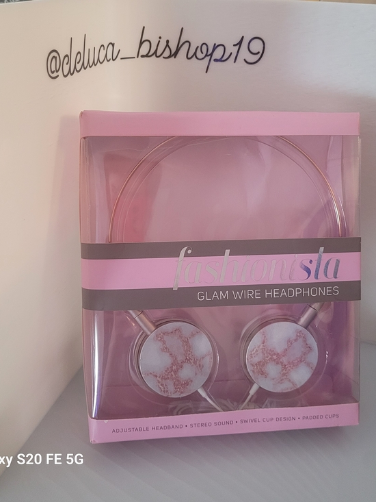 Fashionista Other - Fashionista Glam Wire Headphones - Pink Marble